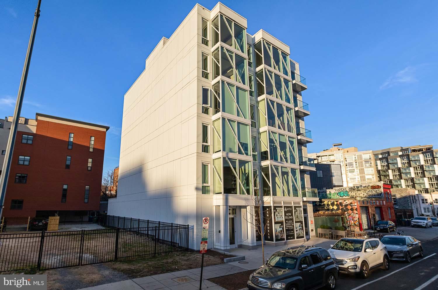 923 V Street Northwest, Unit 202 Washington, DC 20001 - Photo 2 of 34