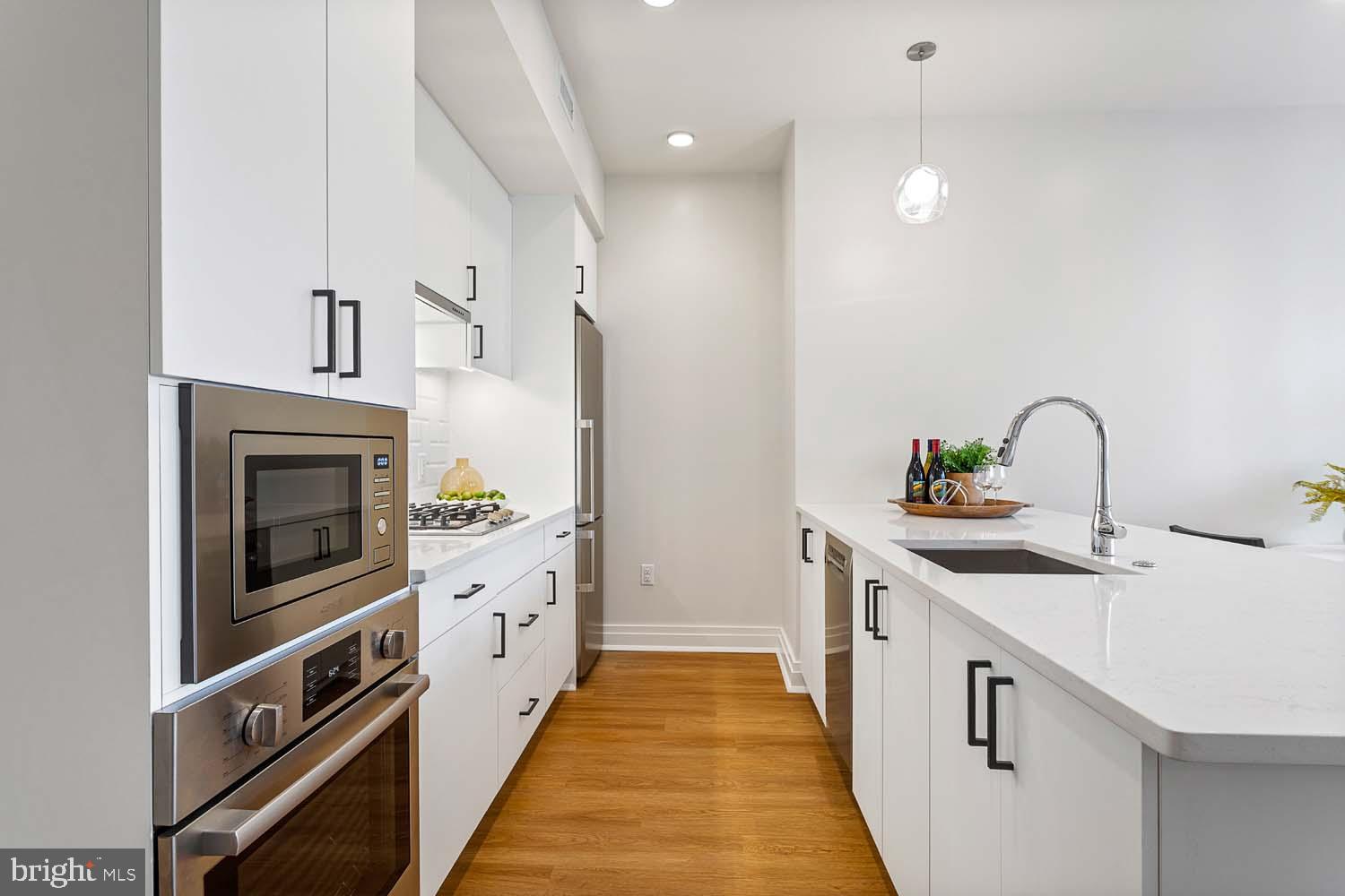 923 V Street Northwest, Unit 202 Washington, DC 20001 - Photo 9 of 34