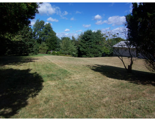 119 Ridgewood Road Milton, MA 02186 - Photo 16 of 19