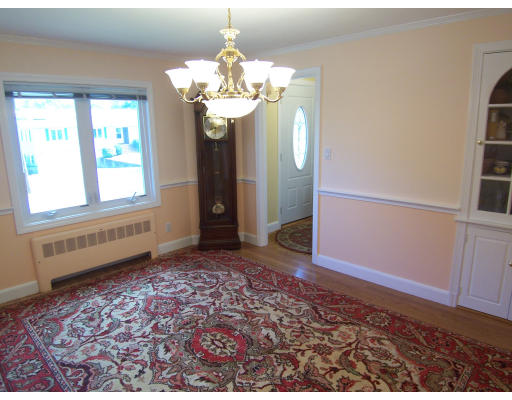 119 Ridgewood Road Milton, MA 02186 - Photo 9 of 19