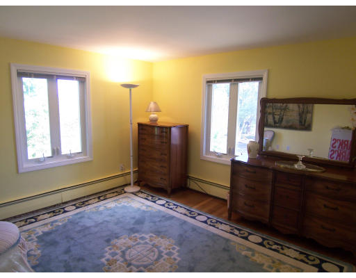 119 Ridgewood Road Milton, MA 02186 - Photo 10 of 19