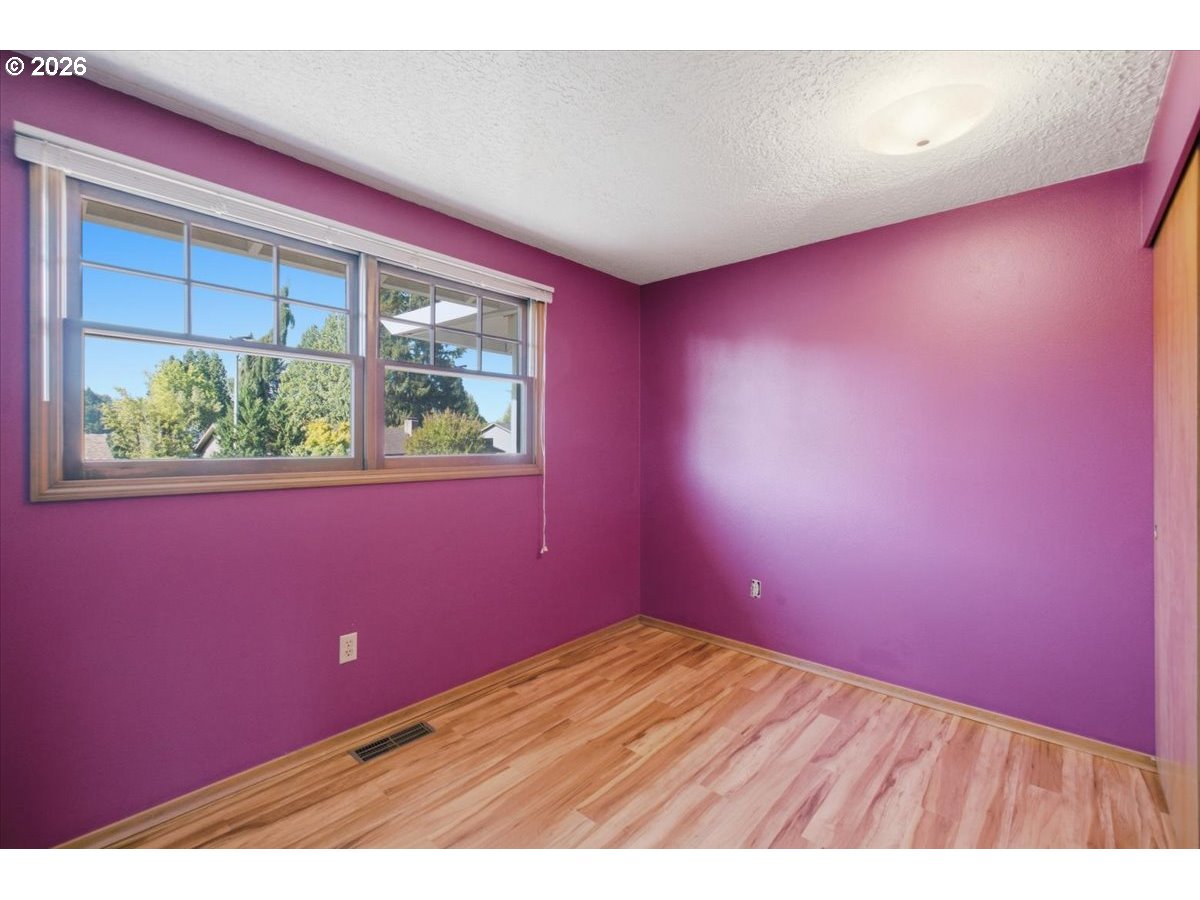 895 Northwest 3rd Street Gresham, OR 97030 - Photo 22 of 41