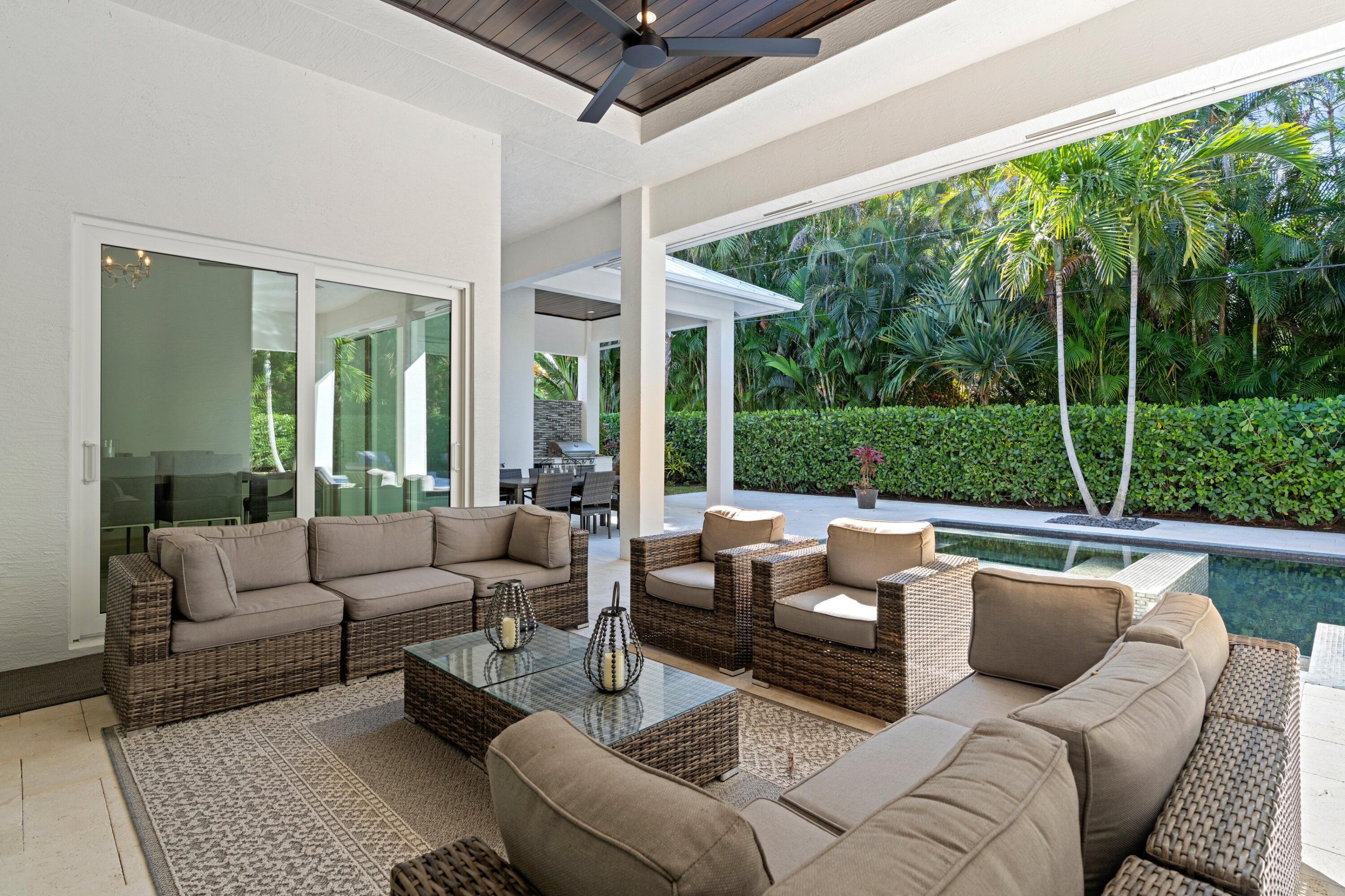 5502 Hibiscus Road Jupiter, FL 33458 - Photo 13 of 15 Lanai