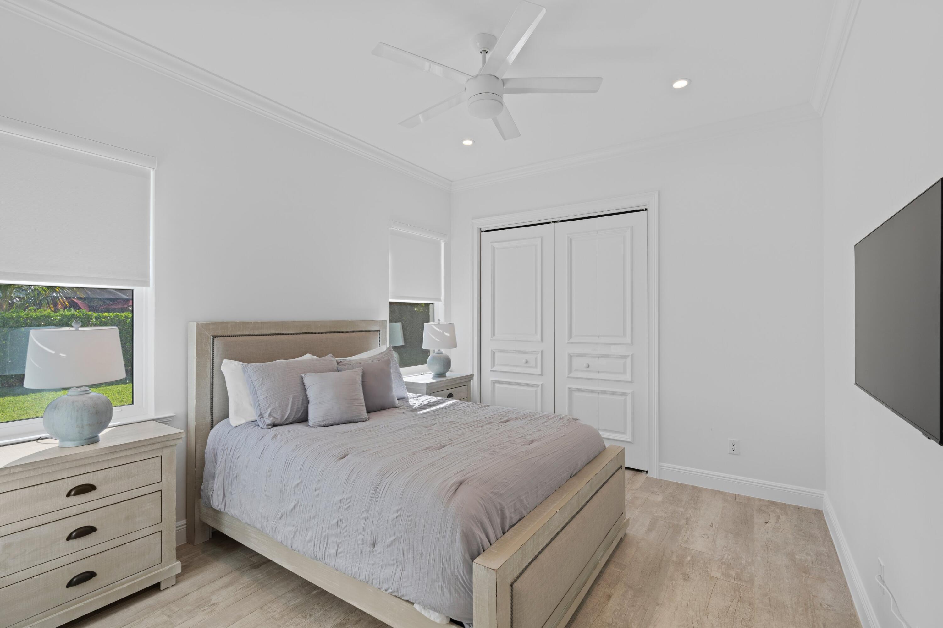 5502 Hibiscus Road Jupiter, FL 33458 - Photo 9 of 15 3rd Bedroom