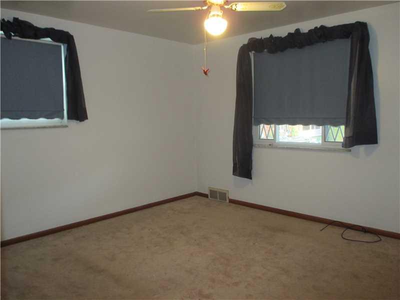 574 River Ridge Road Liberty, PA 15133 - Photo 12 of 25 Bedroom.