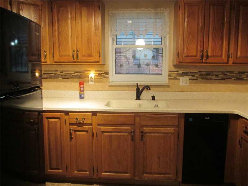 574 River Ridge Road Liberty, PA 15133 - Photo 6 of 25 Kitchen.