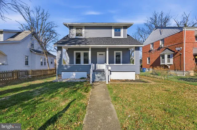 a house view with a garden space