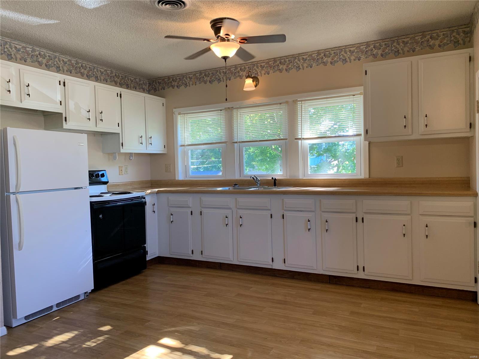 108 Rau Street Waterloo, IL 62298 - Photo 32 of 48