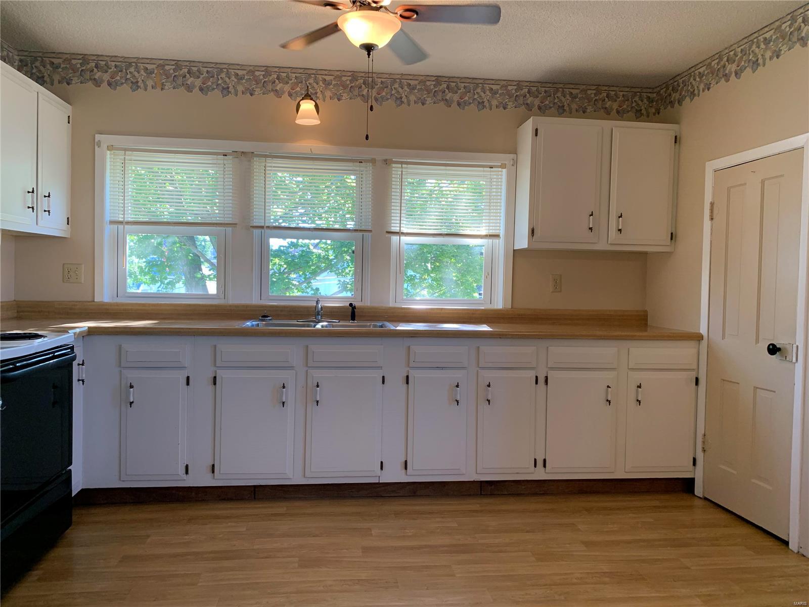 108 Rau Street Waterloo, IL 62298 - Photo 34 of 48