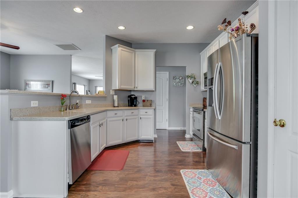 2339 Sheek Road Greenwood, IN 46143 - Photo 12 of 33 Gallery Image 12