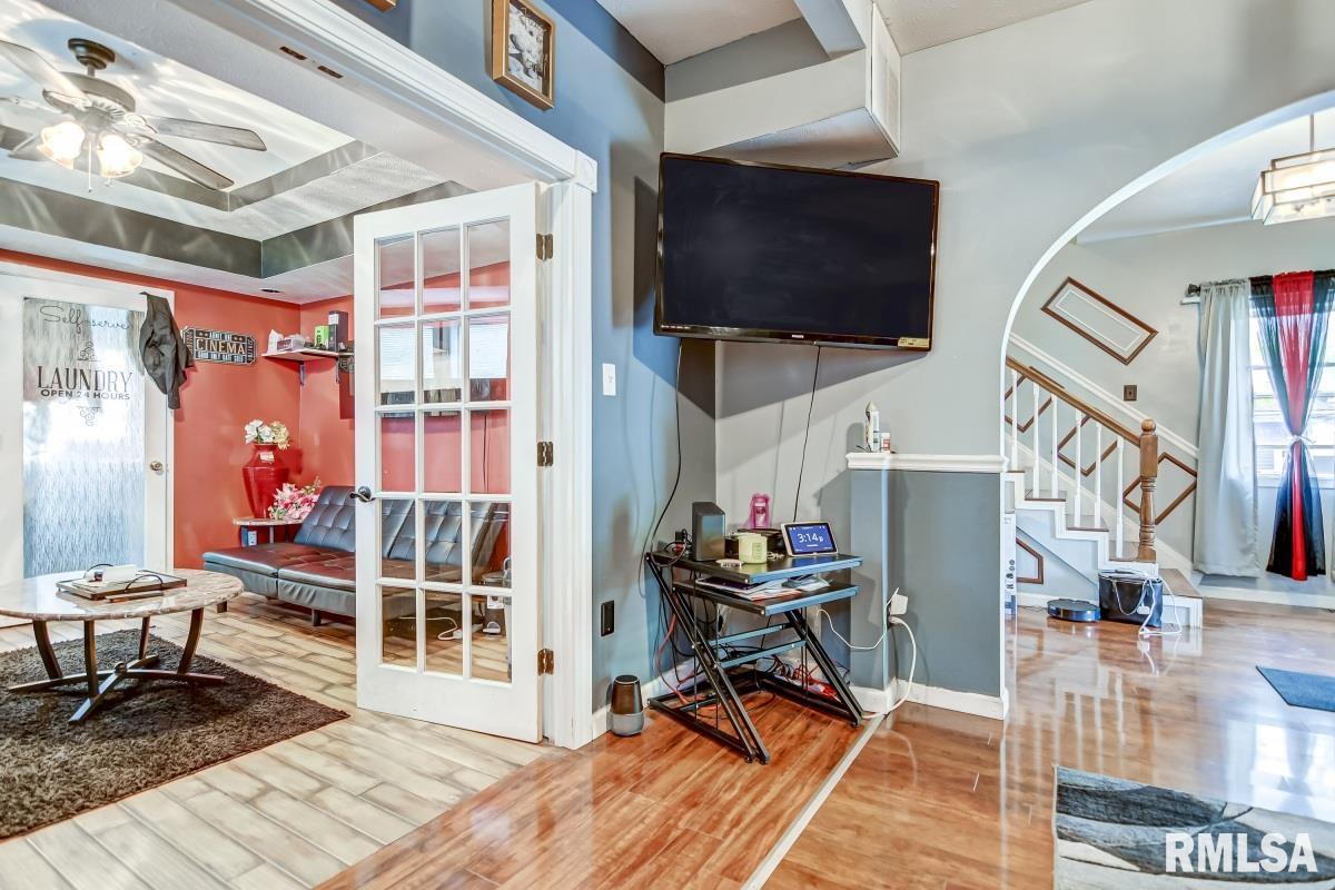 1028 South College Street Springfield, IL 62704 - Photo 11 of 35 Gallery Image 11