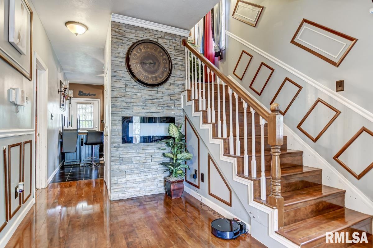 1028 South College Street Springfield, IL 62704 - Photo 5 of 35 Gallery Image 5