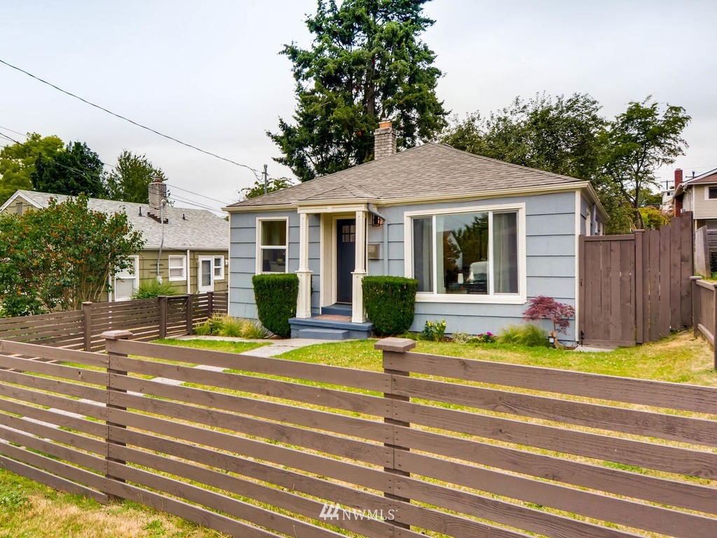 3520 Southwest Ida Street Seattle, WA 98126 - Photo 2 of 18 Gallery Image 2