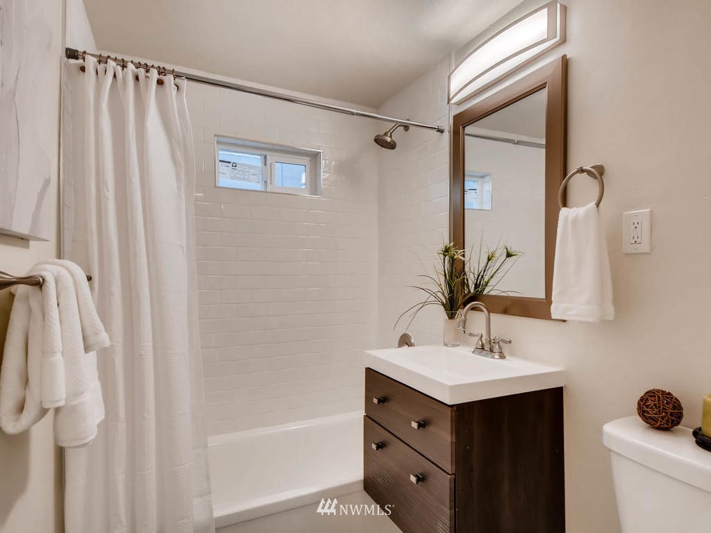 3520 Southwest Ida Street Seattle, WA 98126 - Photo 17 of 18 Gallery Image 17