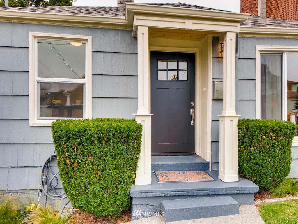 3520 Southwest Ida Street Seattle, WA 98126 - Photo 3 of 18 Gallery Image 3