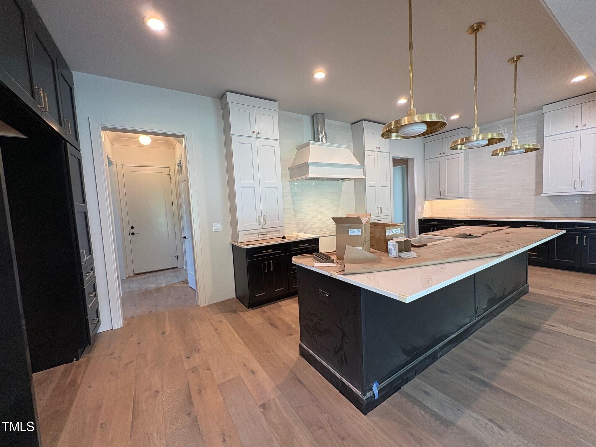 3405 Makers Circle Raleigh, NC 27612 - Photo 8 of 48 25.06.30 interior 4