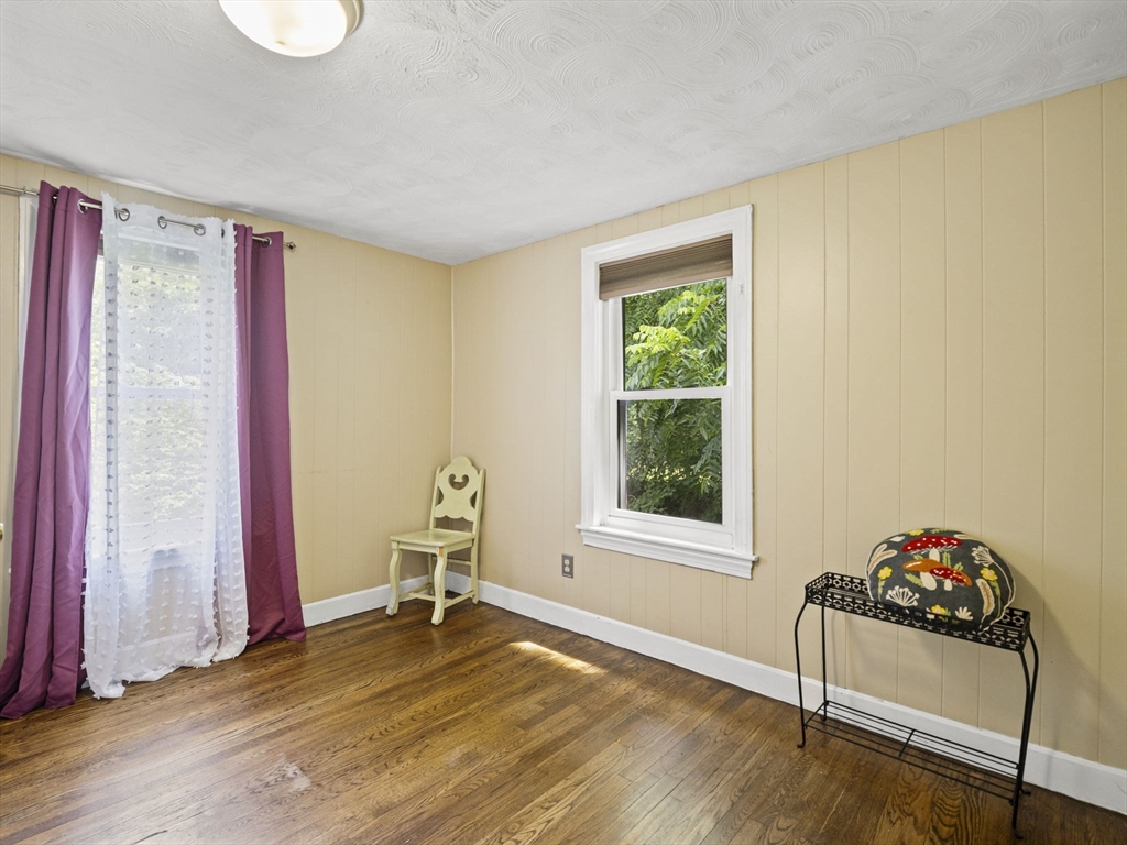 51 Dufton Road Andover, MA 01810 - Photo 4 of 34 Gallery Image 4