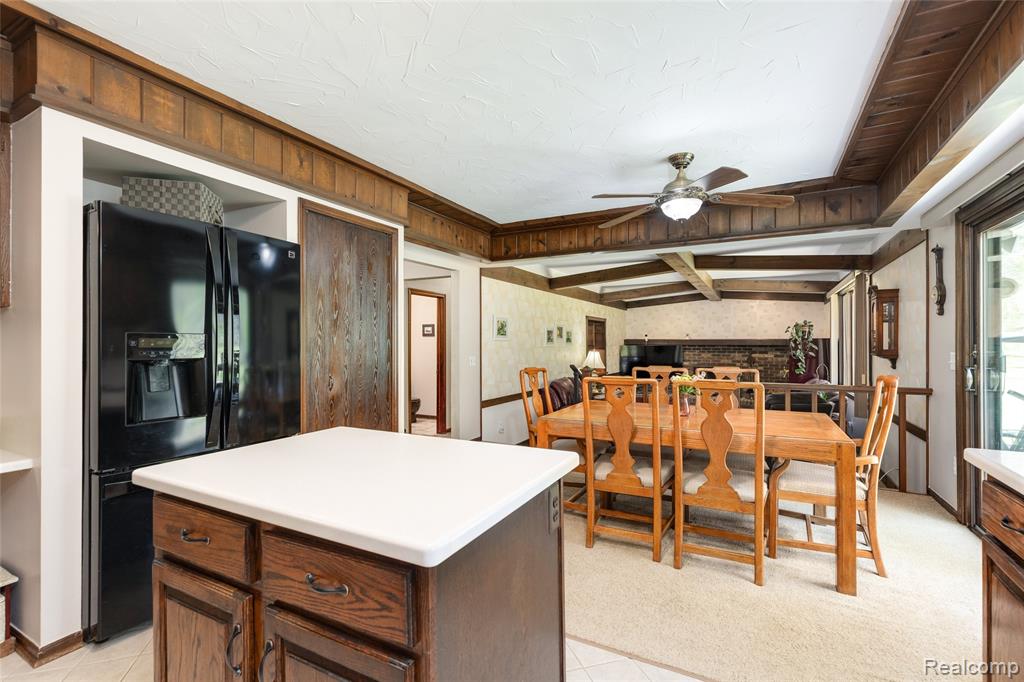 9730 Gibbs Road Clarkston, MI 48348 - Photo 4 of 39