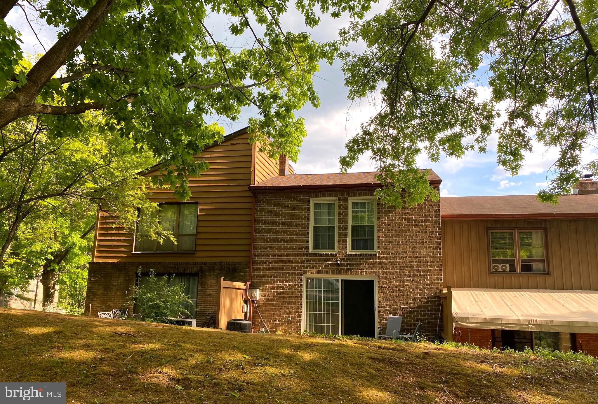 113 Burning Tree Lane Reading, PA 19607 - Photo 3 of 27 Gallery Image 3
