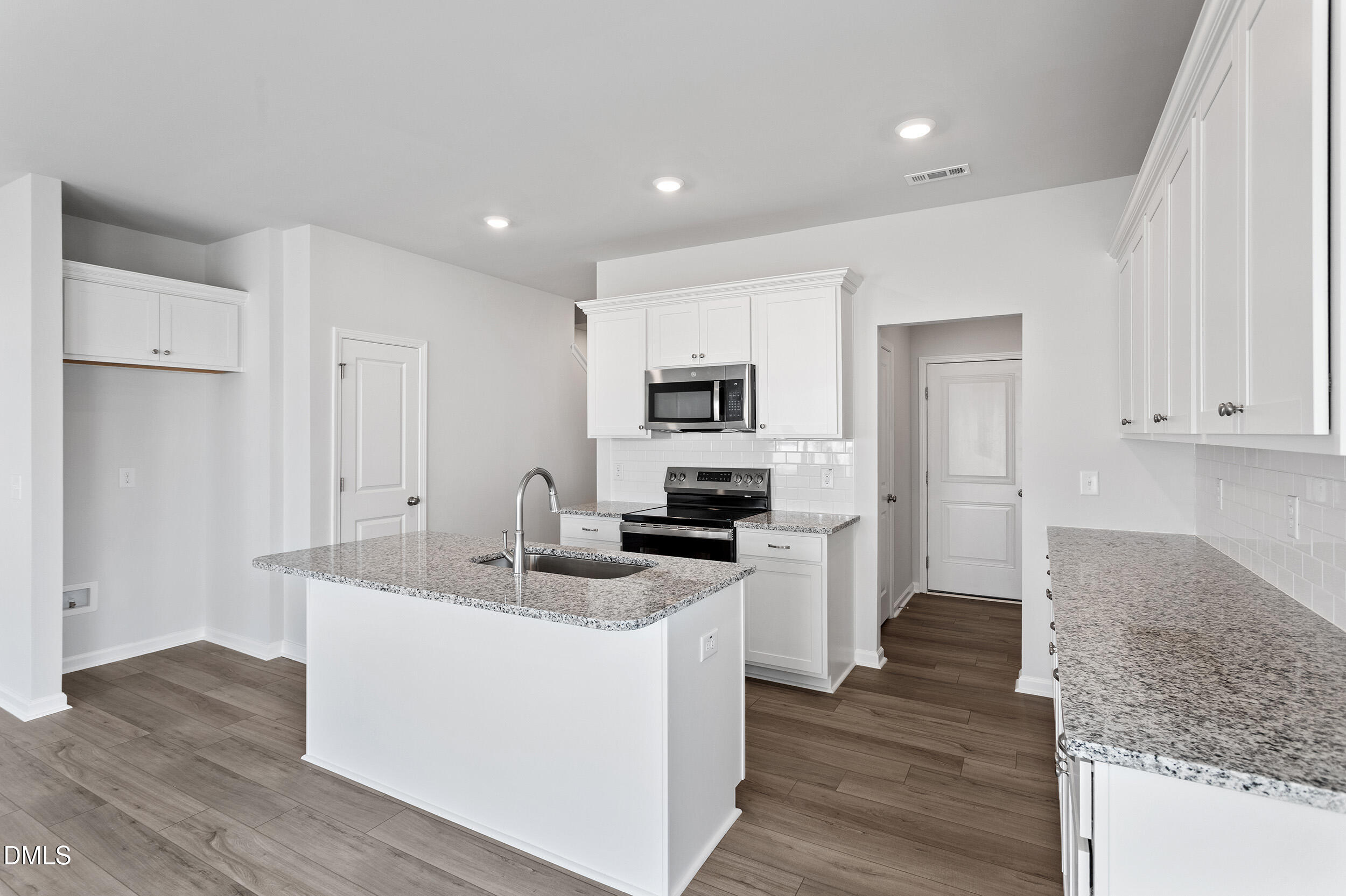 179 Powell Townes Way, Unit 316 Raleigh, NC 27603 - Photo 13 of 48 18-179 Central Townes Wy Lot 316 [240871