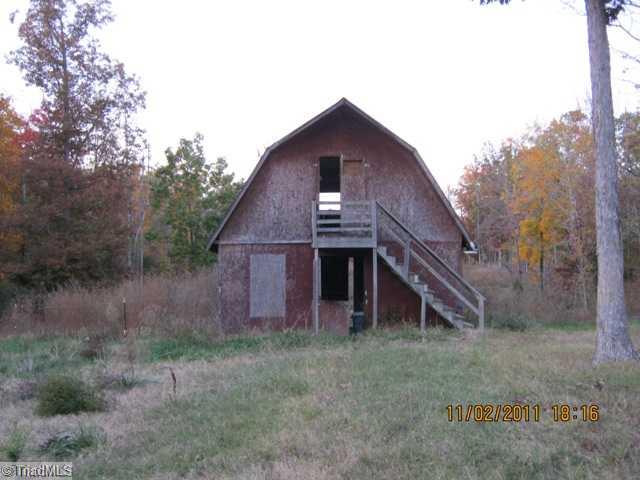 672 Riverwood Road Lexington, NC 27292 - Photo 2 of 7 Other. Barn