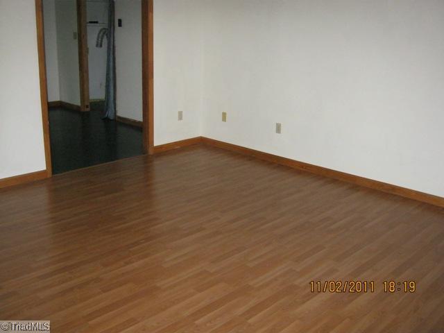 672 Riverwood Road Lexington, NC 27292 - Photo 4 of 7 Living Room.