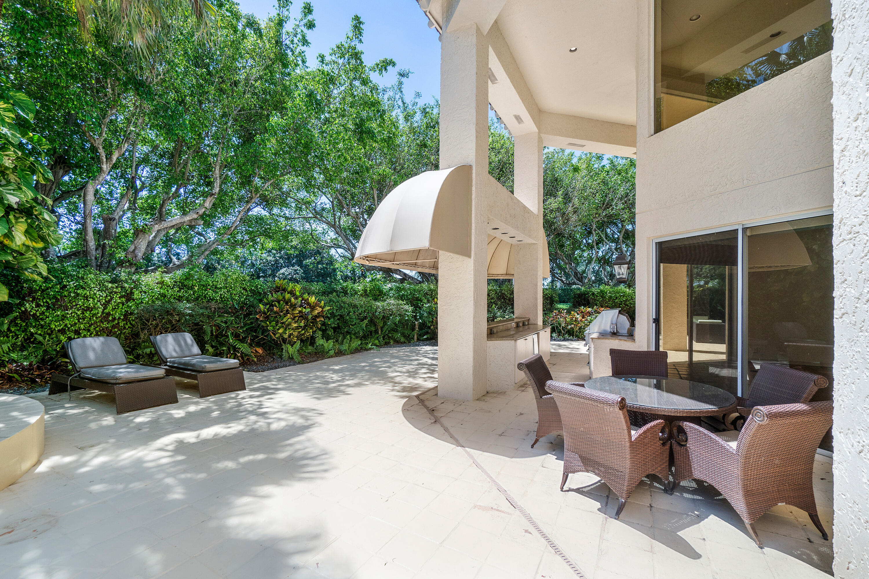 17046 Royal Cove Way Boca Raton, FL 33496 - Photo 9 of 55 Patio