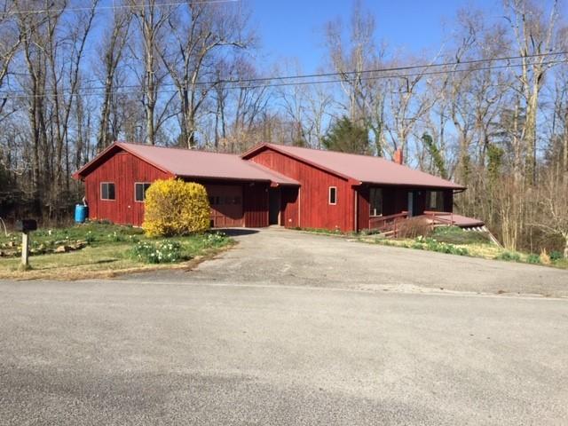 11 Upper Meadows Road Sparta, TN 38583 - Photo 2 of 3 FrontLHTh2