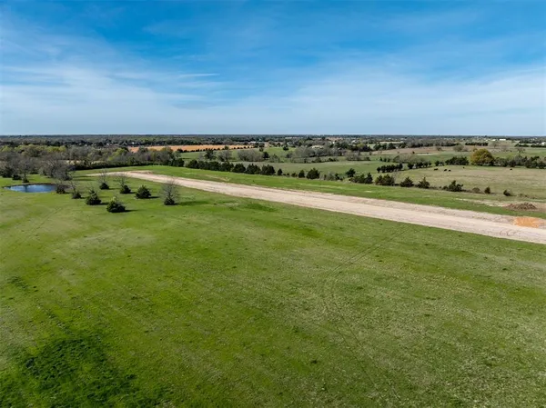$38,000 | 199 Private Road, Honey Grove, TX 75446