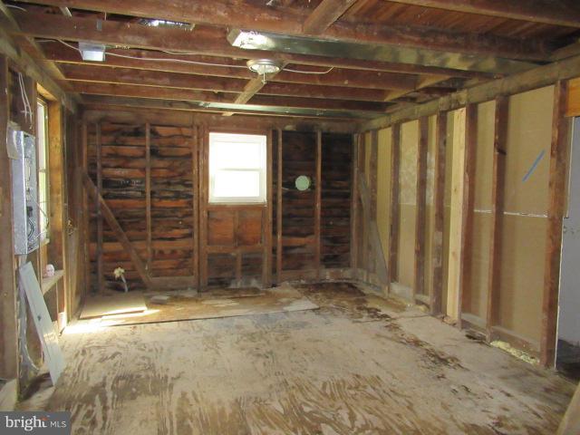 31184 Point Lookout Road Mechanicsville, MD 20659 - Photo 7 of 13 Interior (General)
