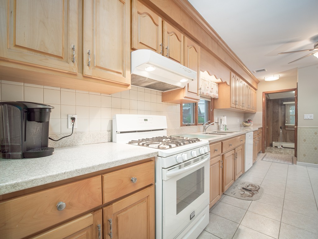 13-15 Rawson Road Arlington, MA 02474 - Photo 15 of 42