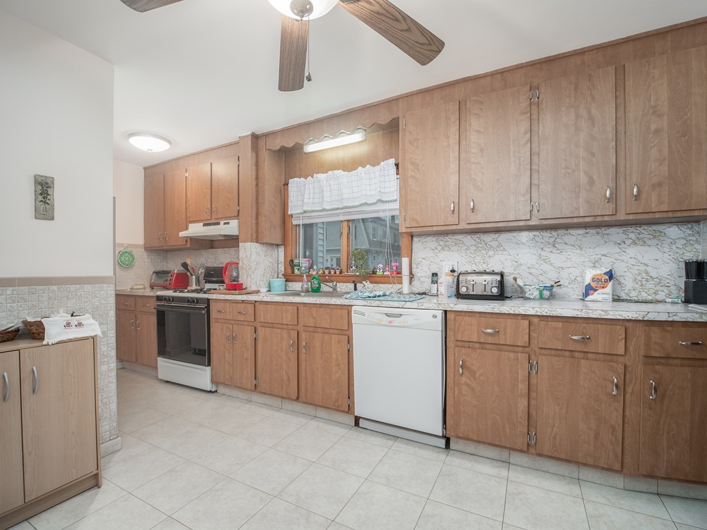 13-15 Rawson Road Arlington, MA 02474 - Photo 33 of 42