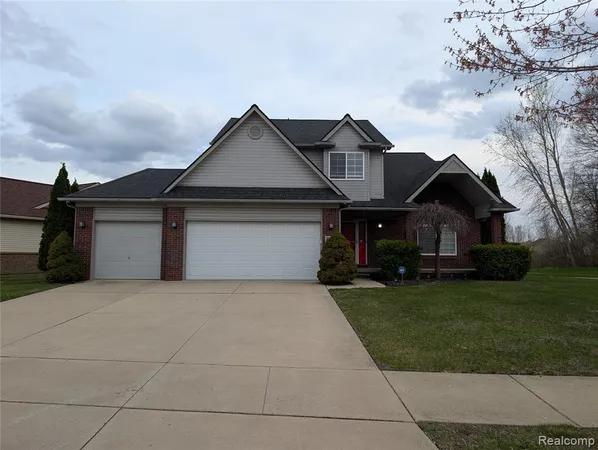 $355,000 | 33445 Bay Hill Drive, Romulus, MI 48174