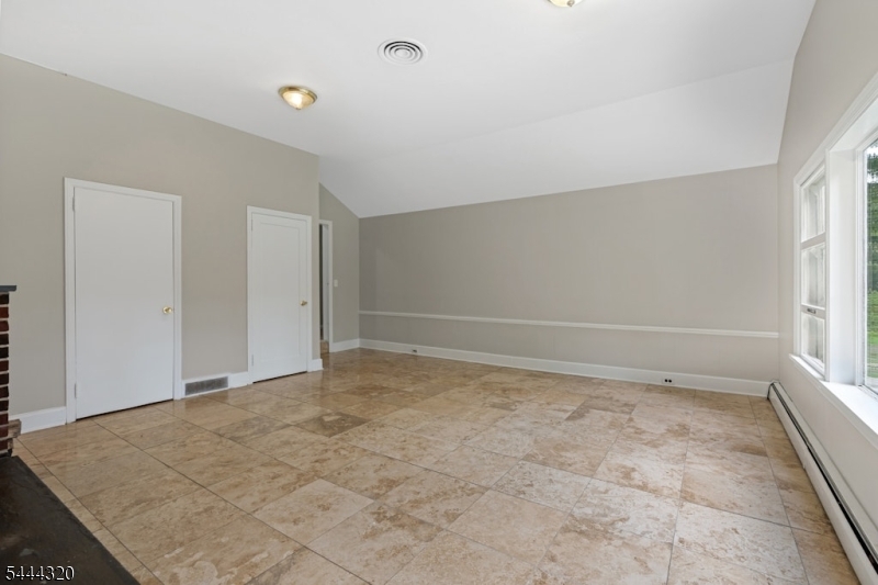 62 Gaston Road Morristown, NJ 07960 - Photo 13 of 32