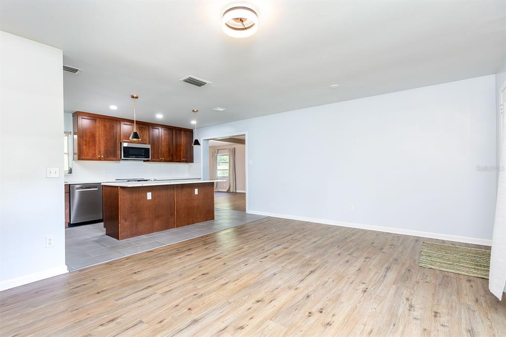 731 Bucher Road Maitland, FL 32751 - Photo 6 of 33