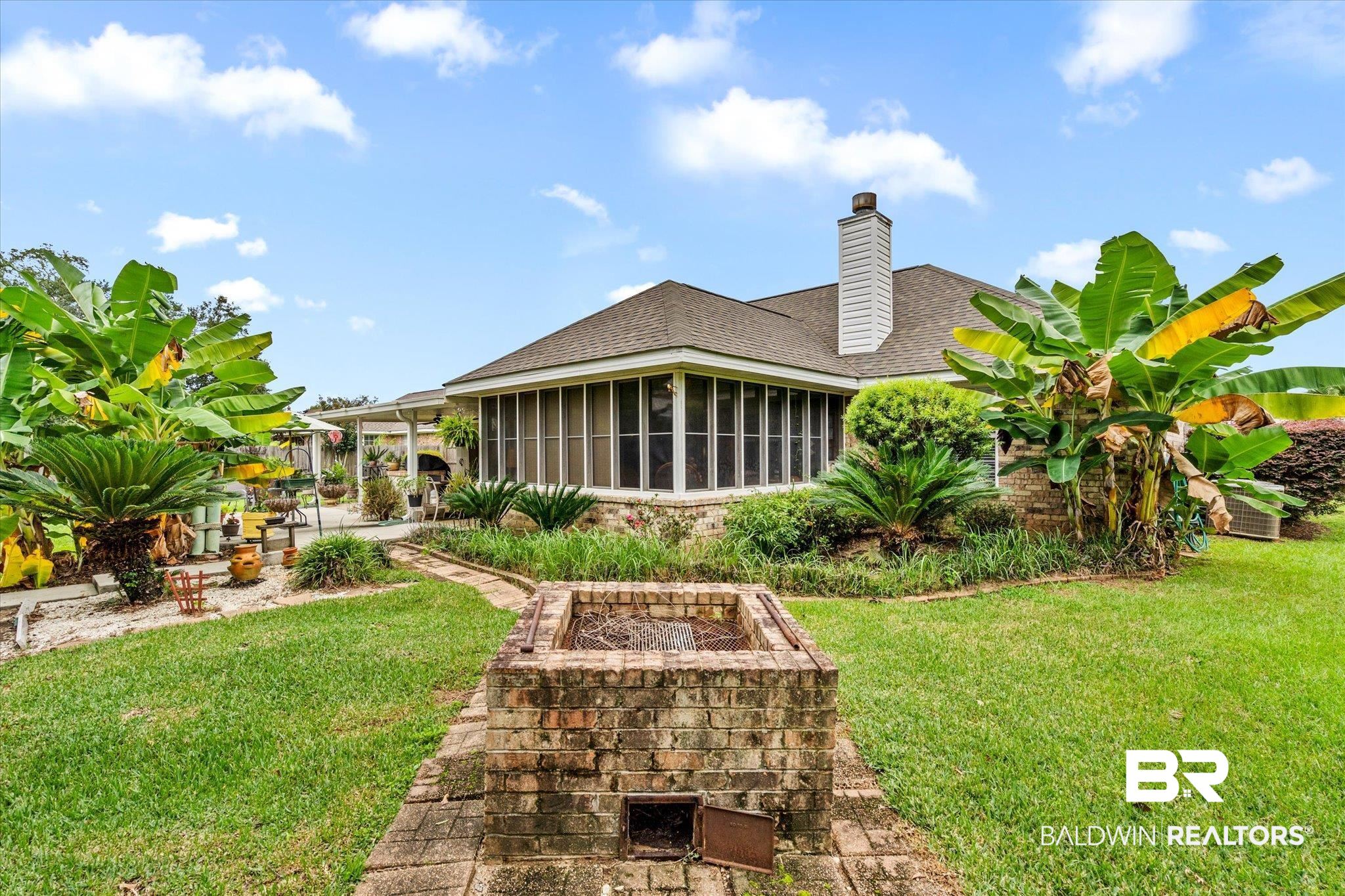 402 Meadow Lane Foley, AL 36535 - Photo 25 of 30 BBQ Pit