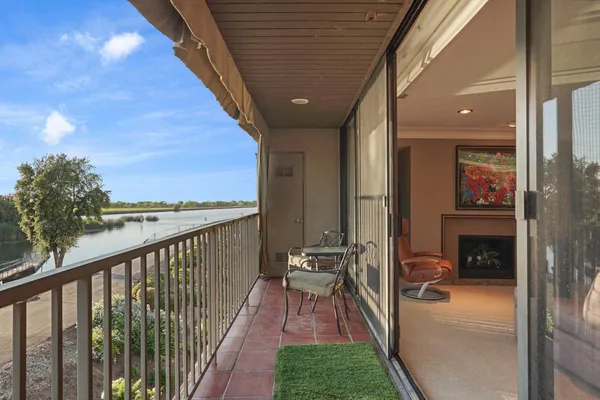 $475,000 | 6669 Embarcadero Drive, Unit 16, Stockton, CA 95219