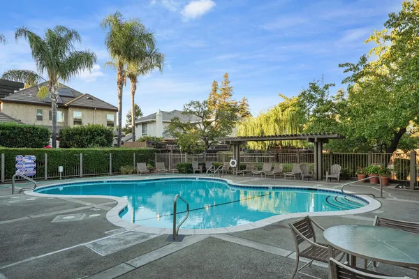 $475,000 | 6669 Embarcadero Drive, Unit 16, Stockton, CA 95219