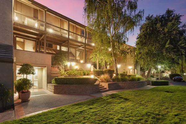 $475,000 | 6669 Embarcadero Drive, Unit 16, Stockton, CA 95219