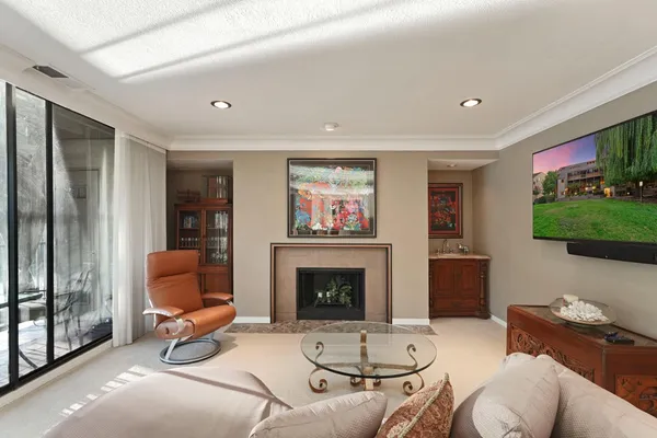 $475,000 | 6669 Embarcadero Drive, Unit 16, Stockton, CA 95219