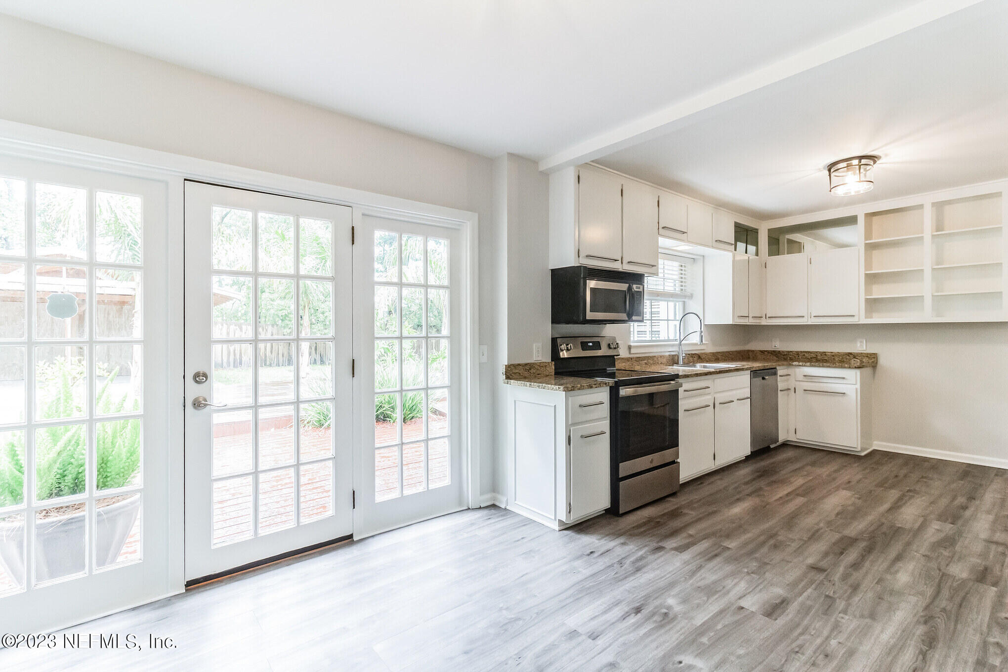 5548 Capri Road Jacksonville, FL 32244 - Photo 11 of 30 IMG_1928
