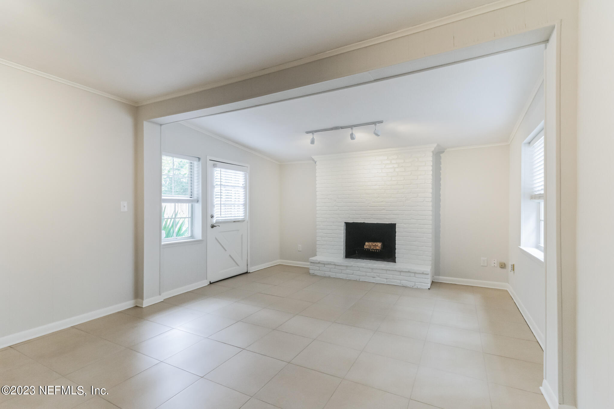 5548 Capri Road Jacksonville, FL 32244 - Photo 13 of 30 IMG_1934