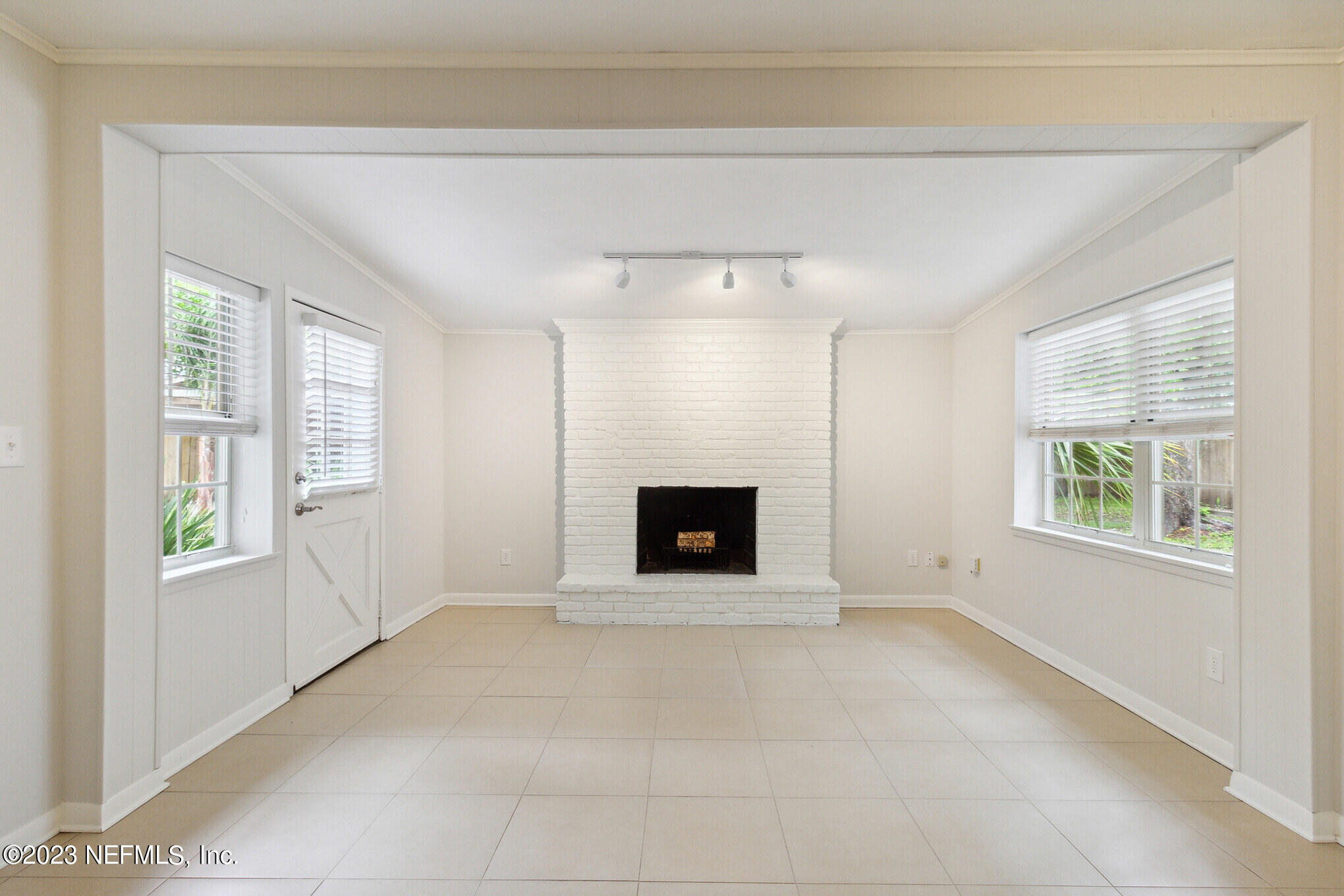 5548 Capri Road Jacksonville, FL 32244 - Photo 14 of 30 IMG_1937
