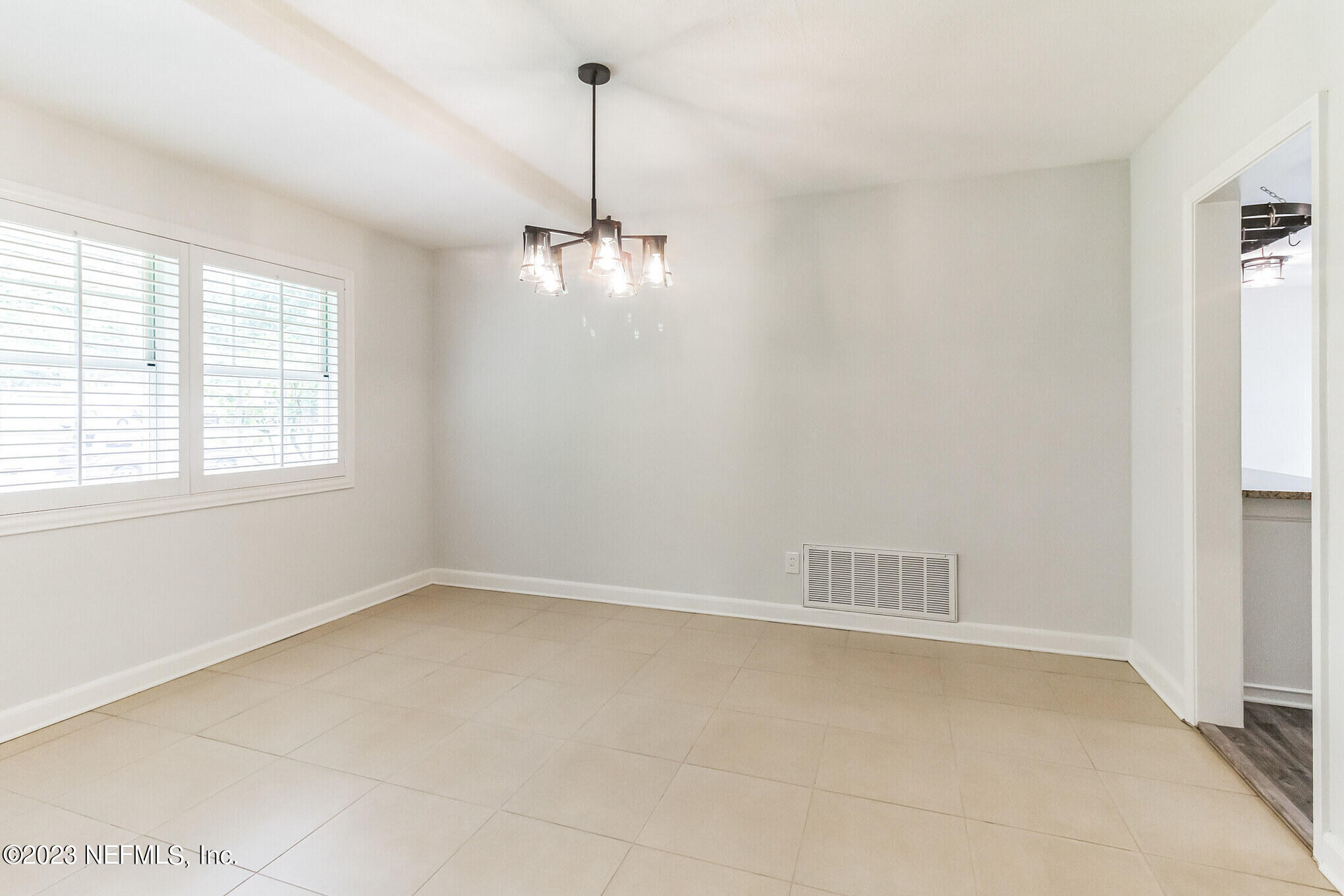 5548 Capri Road Jacksonville, FL 32244 - Photo 7 of 30 IMG_1907