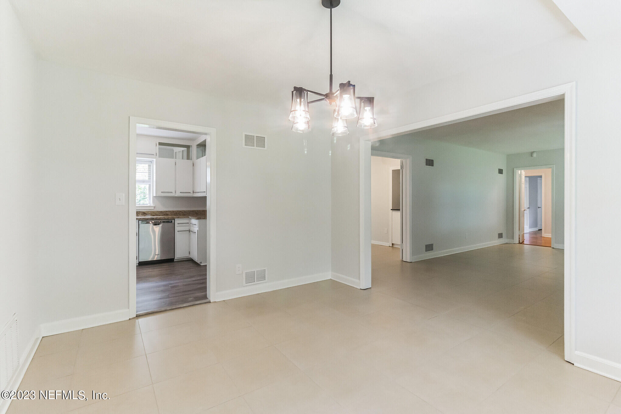 5548 Capri Road Jacksonville, FL 32244 - Photo 8 of 30 IMG_1913