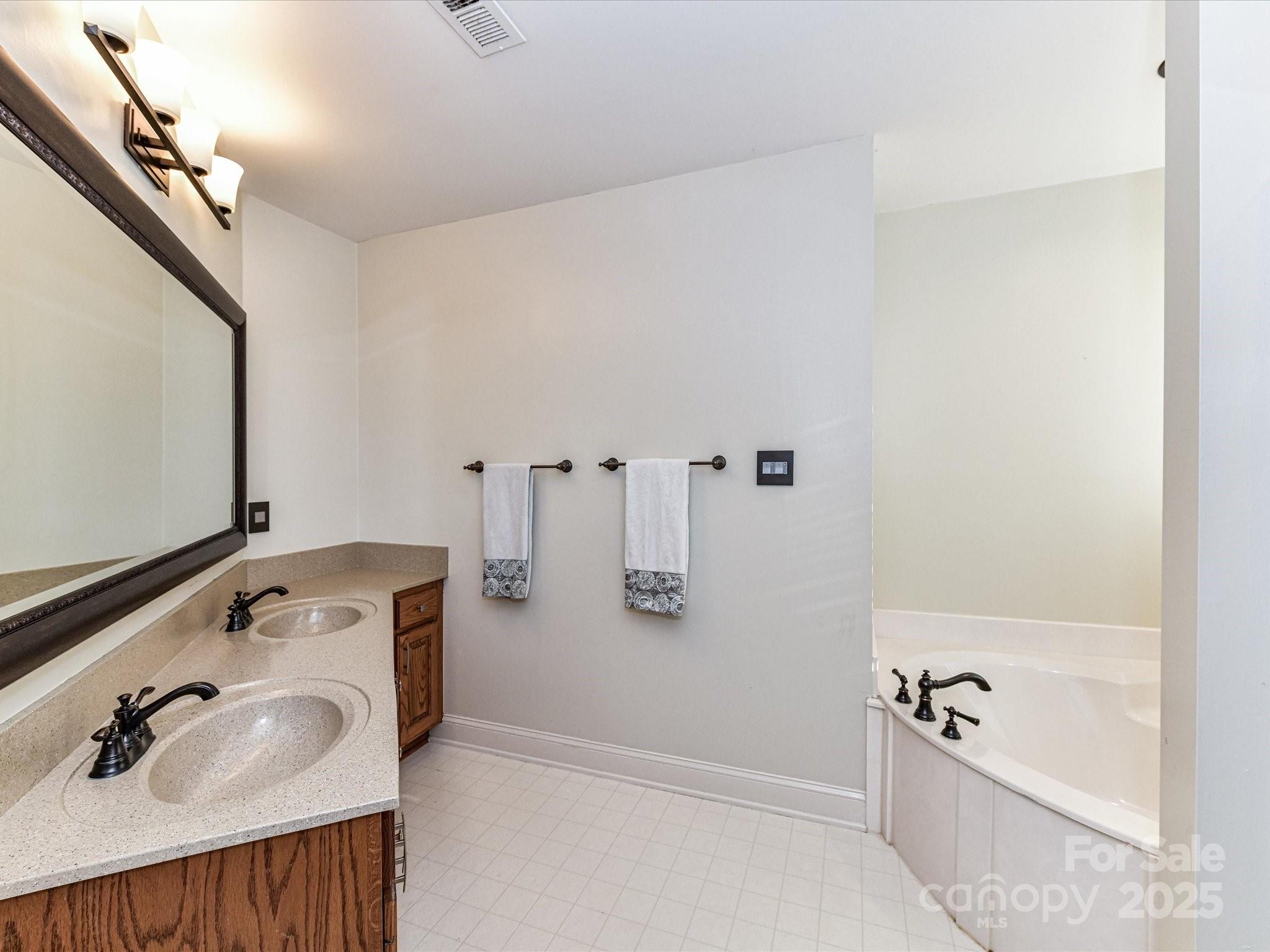2553 Willowbrook Drive Matthews, NC 28104 - Photo 24 of 39