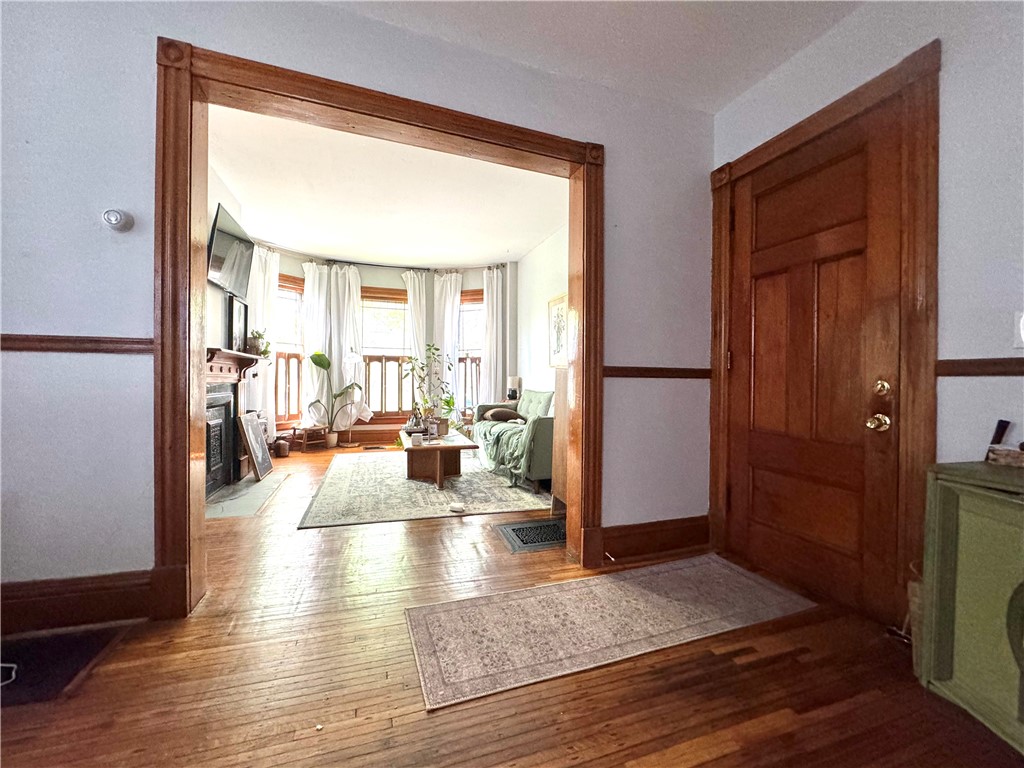 34 Canfield Place Rochester, NY 14607 - Photo 3 of 25