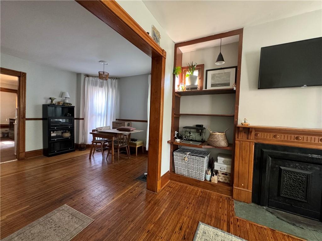 34 Canfield Place Rochester, NY 14607 - Photo 5 of 25