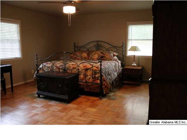 804 Cherokee Drive Sylacauga, AL 35150 - Photo 7 of 23