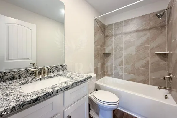 $1,995 | 6935 Point Bar Place, Raleigh, NC 27616